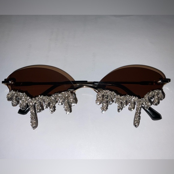 Gorgeous Teardrop Diamond Gold & Blingy Rimless Sunglasses! - Picture 2 of 7